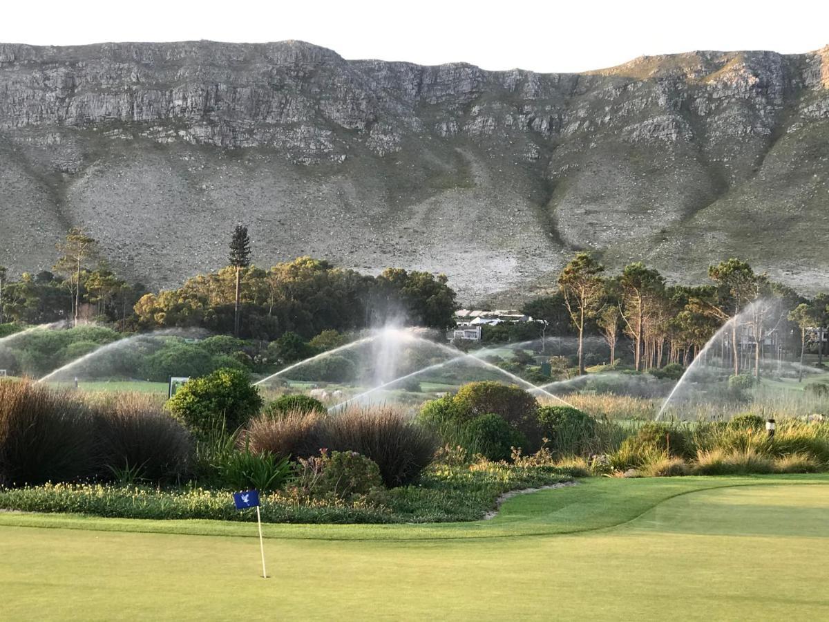 Francolin Manor Bed and Breakfast Hermanus Exteriör bild